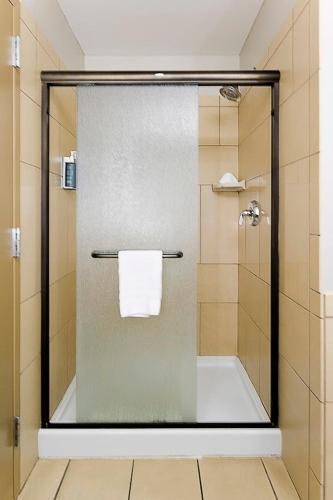 Ванная комната в ClubHouse Hotel and Suites