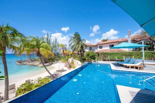 Φωτογραφία από το άλμπουμ του Casa Luna 15 - Gated Seaside Village with Shared Pool, Jacquzi, & Beach Cove στη Τζωρτζ Τάουν