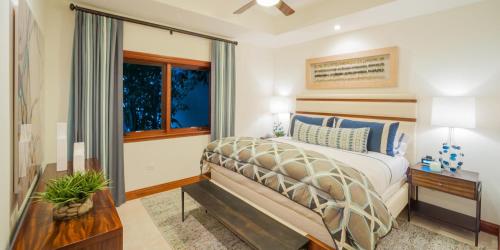 Gallery image of Casa Luna 17 - Gated Seaside Village with Shared Pool, Jacquzi, & Beach Cove in George Town