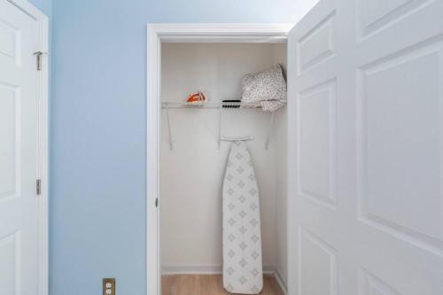 Gallery image of Amazing, cozy & warm family homeWarm and cozy home in Lithonia