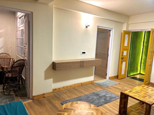 Posezení v ubytování Norbu Thungkar Homestay