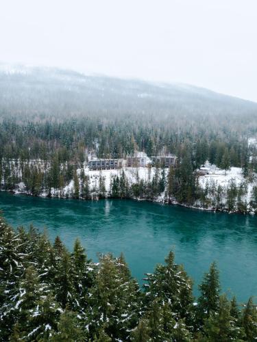 Gallery image of Basecamp Resorts Revelstoke in Revelstoke