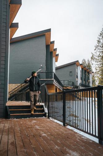 Gallery image of Basecamp Resorts Revelstoke in Revelstoke