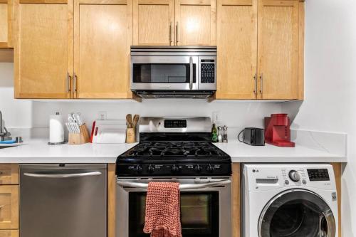 Amazing studio in SM Promenade! Free parking! photo 15