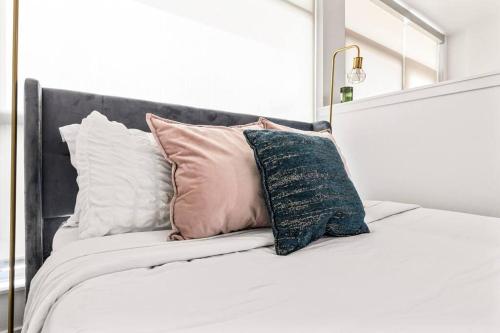 Amazing studio in SM Promenade! Free parking! photo 7