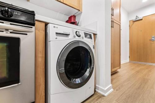 Amazing studio in SM Promenade! Free parking! photo 21