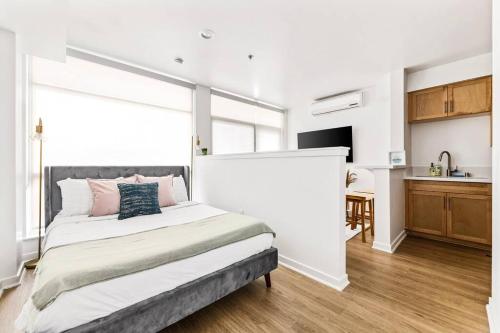 Amazing studio in SM Promenade! Free parking! photo 14