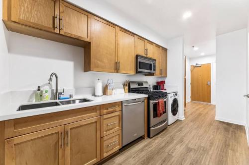 Amazing studio in SM Promenade! Free parking! photo 5