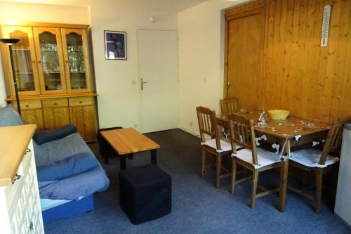 Résidence Le Rochefort - Appartement 2 pièces 4 personnes à Bourg Saint Maurice proche du centre, de la piscine et de la zone de loisirs MAE-3084