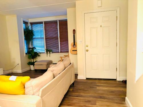 Ruang duduk di H & H Boston
