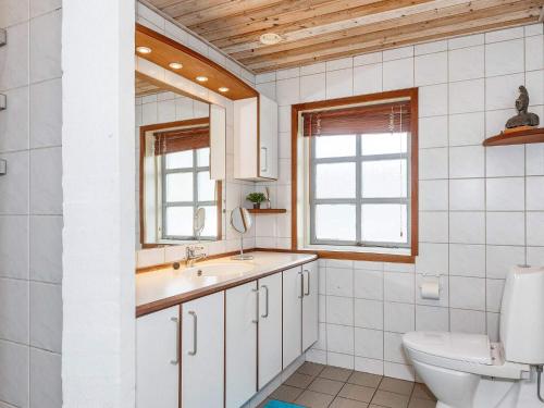 ห้องน้ำของ Charming Farm Retreat Skagen - By Traum Ferienwohnungen