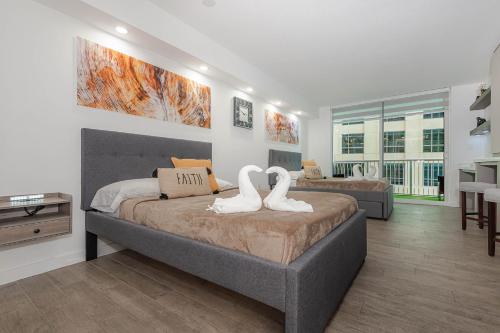 High Rise Brickell Modern Studio photo 30