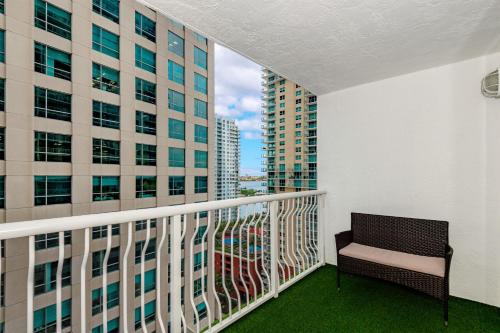 High Rise Brickell Modern Studio photo 42