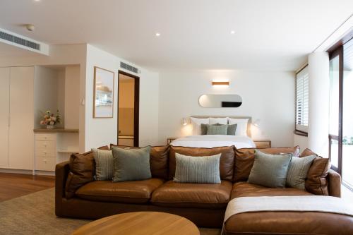 Un lugar para sentarse en Beach Suites