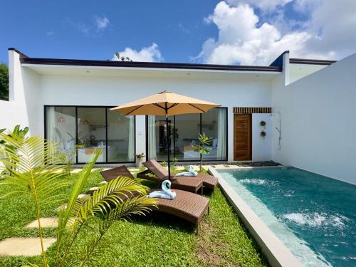 Bazén v ubytování Pinya Villas Elnido nebo v jeho okolí