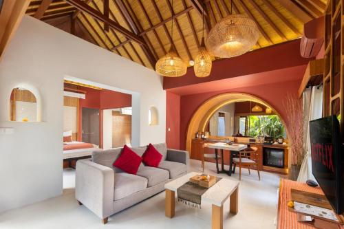 Χώρος καθιστικού στο Seminyak Sanctuary Villa by Ini Vie Hospitality