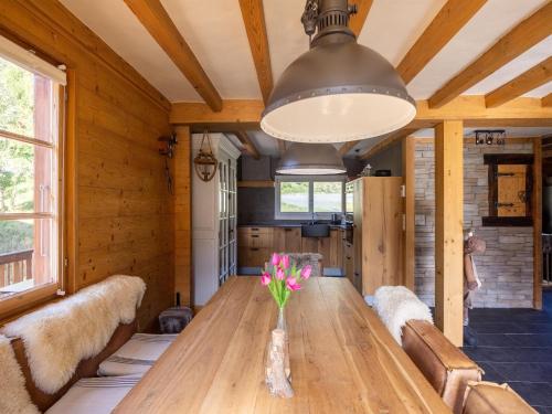 Χώρος καθιστικού στο 8p Chalet in the mountains near Fiesch ski area