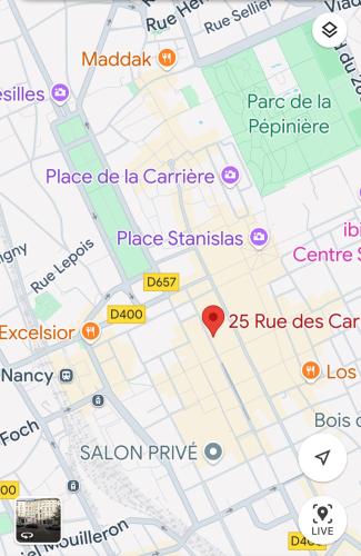 une carte de la cartier avec ses emplacements dans l'établissement La chambre de Marie, à Nancy