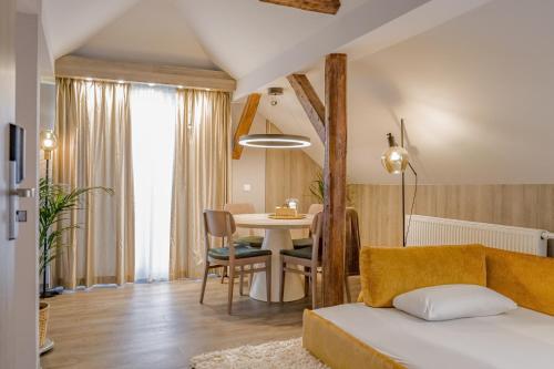 Postel nebo postele na pokoji v ubytování Liebig-Hotel
