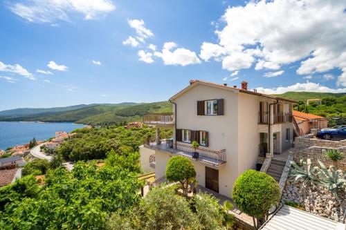 Apartment Zulijani House Helis B7