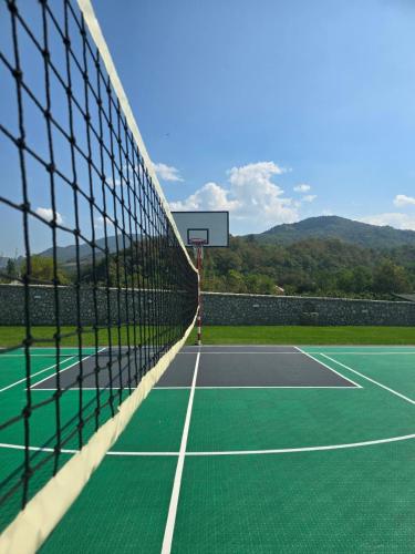 a tennis net on a tennis court at Orlovo gnezdo in Ljubovija