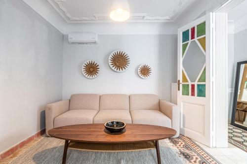 Neo Classic - Amazing 2Br House in Prime Location