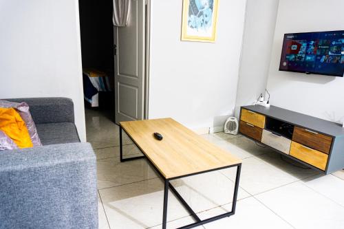 Μια τηλεόραση ή/και κέντρο ψυχαγωγίας στο homeaway at 66
