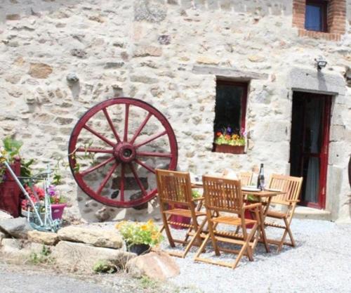 Photo de la galerie de l'établissement Gite Ladybird, à Nouic