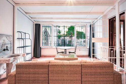 Posezení v ubytování Homie Suites - Modern Apartments Nearby Istıklal Street & Galata Tower