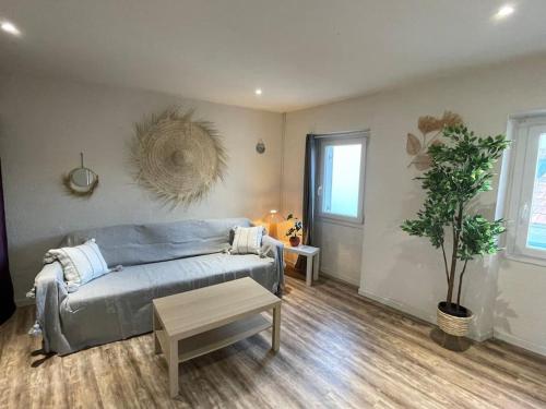 Beau Studio à 100m des plages