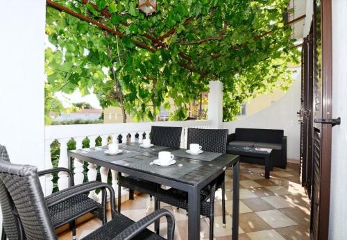 Apartments Snjeza Family Oasis
