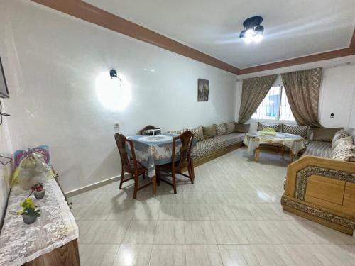 Appart à 150m de la plage, 5 min City Mall et TGVにあるシーティングエリア