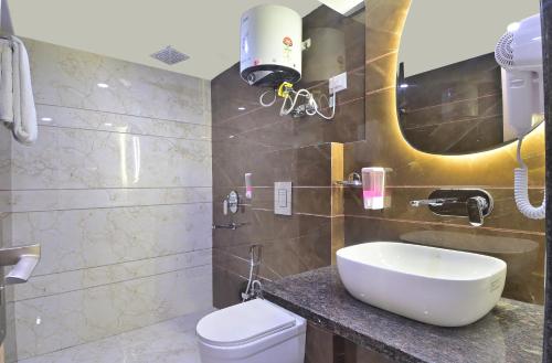 Ένα μπάνιο στο Hari Homes - Just a min walk from New Delhi Railway Station
