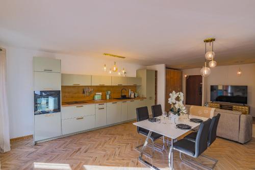 Gallery image of Casa Isulana-Standing-Hyper Centre in LʼÎle-Rousse