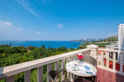 Apartments and Rooms Villa Bouganvillea
