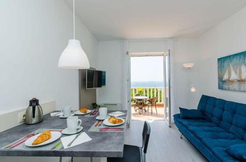 Apartments and Rooms Villa Bouganvillea