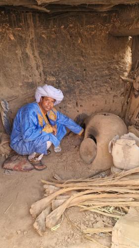 Tetamu yang menginap di Desert Mhamid Luxury Camp