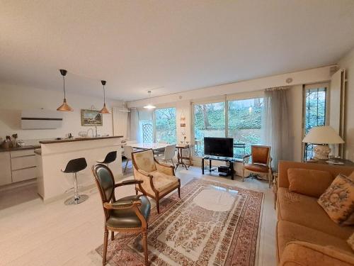 Salle - CI - Appartement avec jardin - Paris 6ème