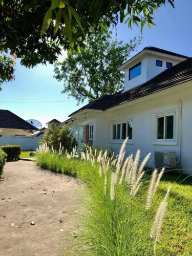 Bangunan di mana terletaknya rumah percutian
