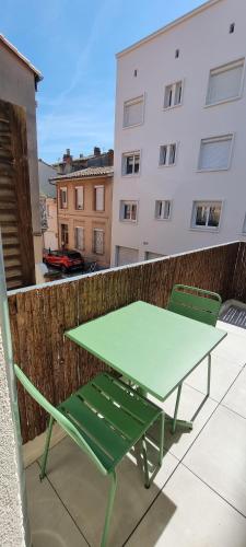 Studio Chic & Balcon - Hypercentre - Gare - Metro