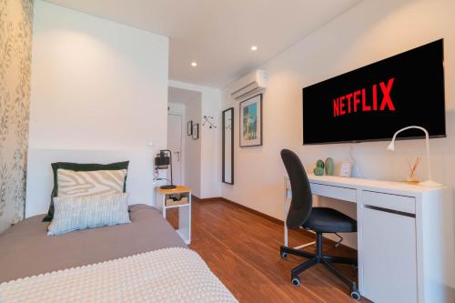 7Min to Uni Sé-Velha - AC - BBQ & Gym -Work Desk - 300MBs WiFi - Suite 6