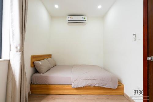 Katil atau katil-katil dalam bilik di B786 Airport Apartment