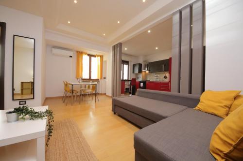 Cozy and comfy apartment in Piramide metro stop