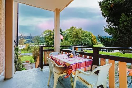 Fotografie z fotogalerie ubytování Le bananier sur le lac avec terrasse et parking privé v destinaci Le Chenit