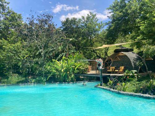 Kolam renang di atau dekat dengan Cerro Tusa Springs