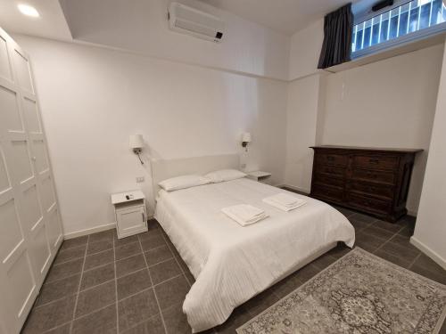 Homes & Suites - Milano Meravigli Den