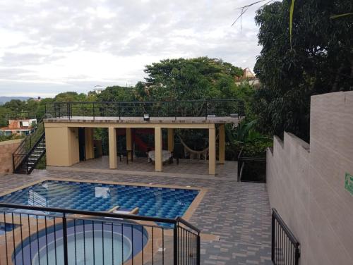 Πισίνα στο ή κοντά στο Villa Montilla Cabañas Anapoima