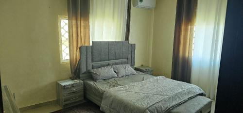 Postel nebo postele na pokoji v ubytování شقه خاصه مستقله 4 غرف