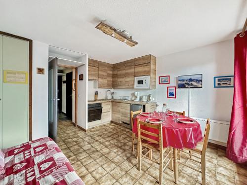 RB111 - Studio 4 Pers centre Carroz