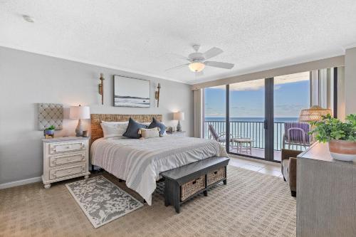 Ένα ή περισσότερα κρεβάτια σε δωμάτιο στο Ashley Penthouse 4